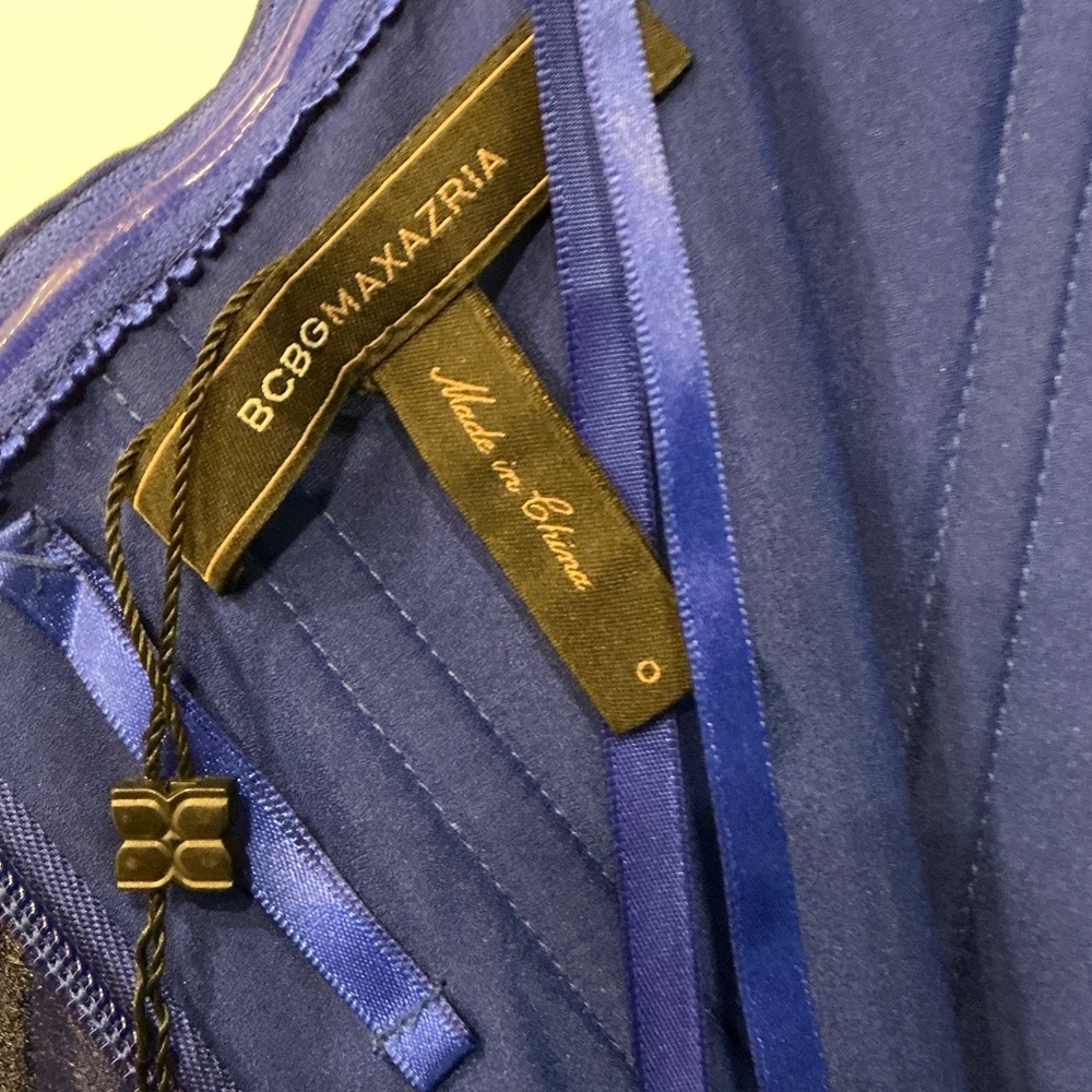 BCBGMaxAzria Vibrant Blue Strapless Dress size 0 - Picture 6 of 7
